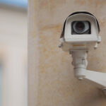 Dicas para melhorar a segurança do seupatrimônio com monitoramento por câmeras.
